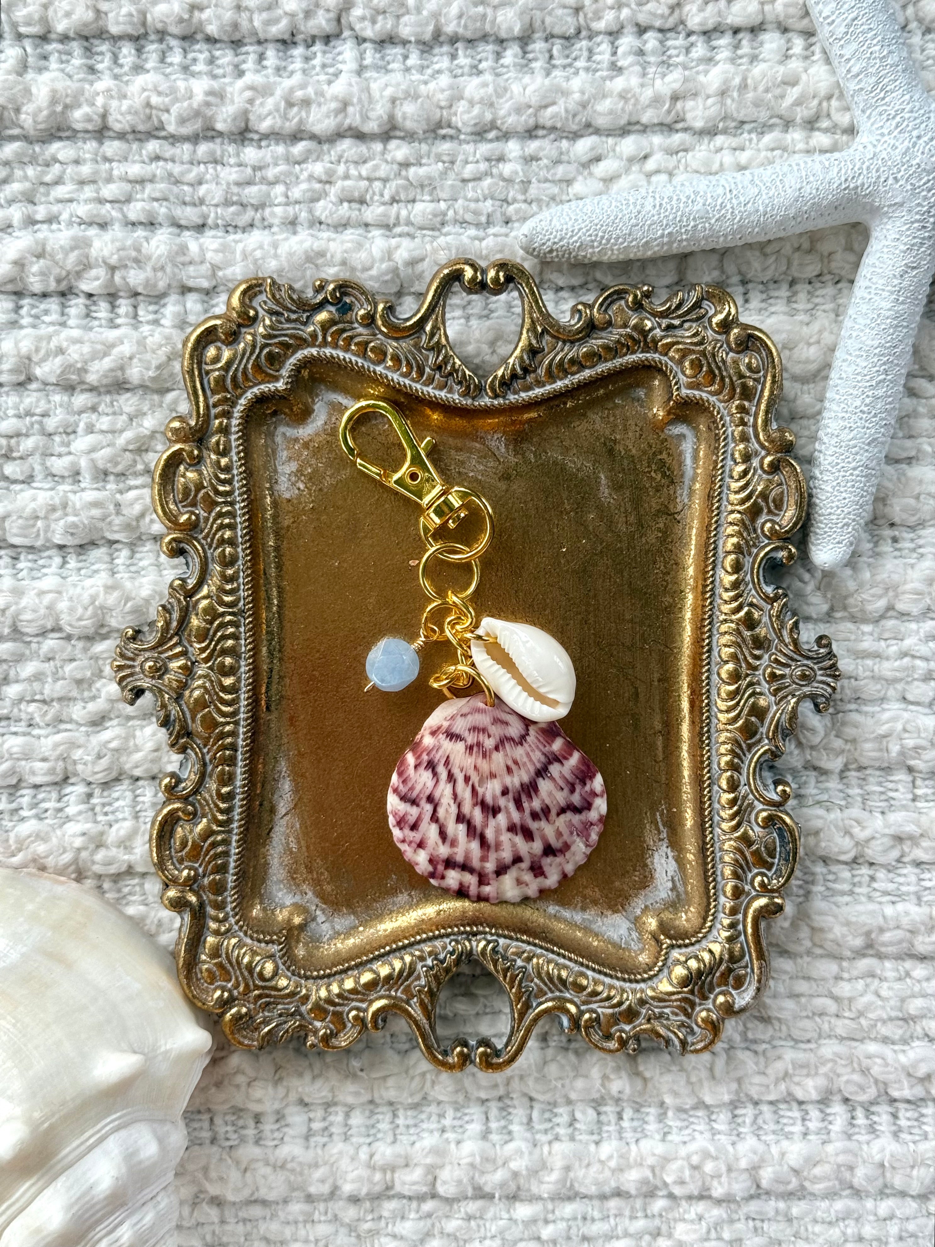Seashell keychain