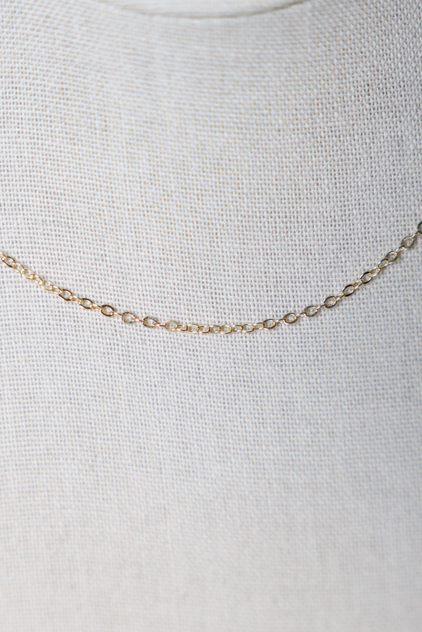 Custome dainty chain necklace