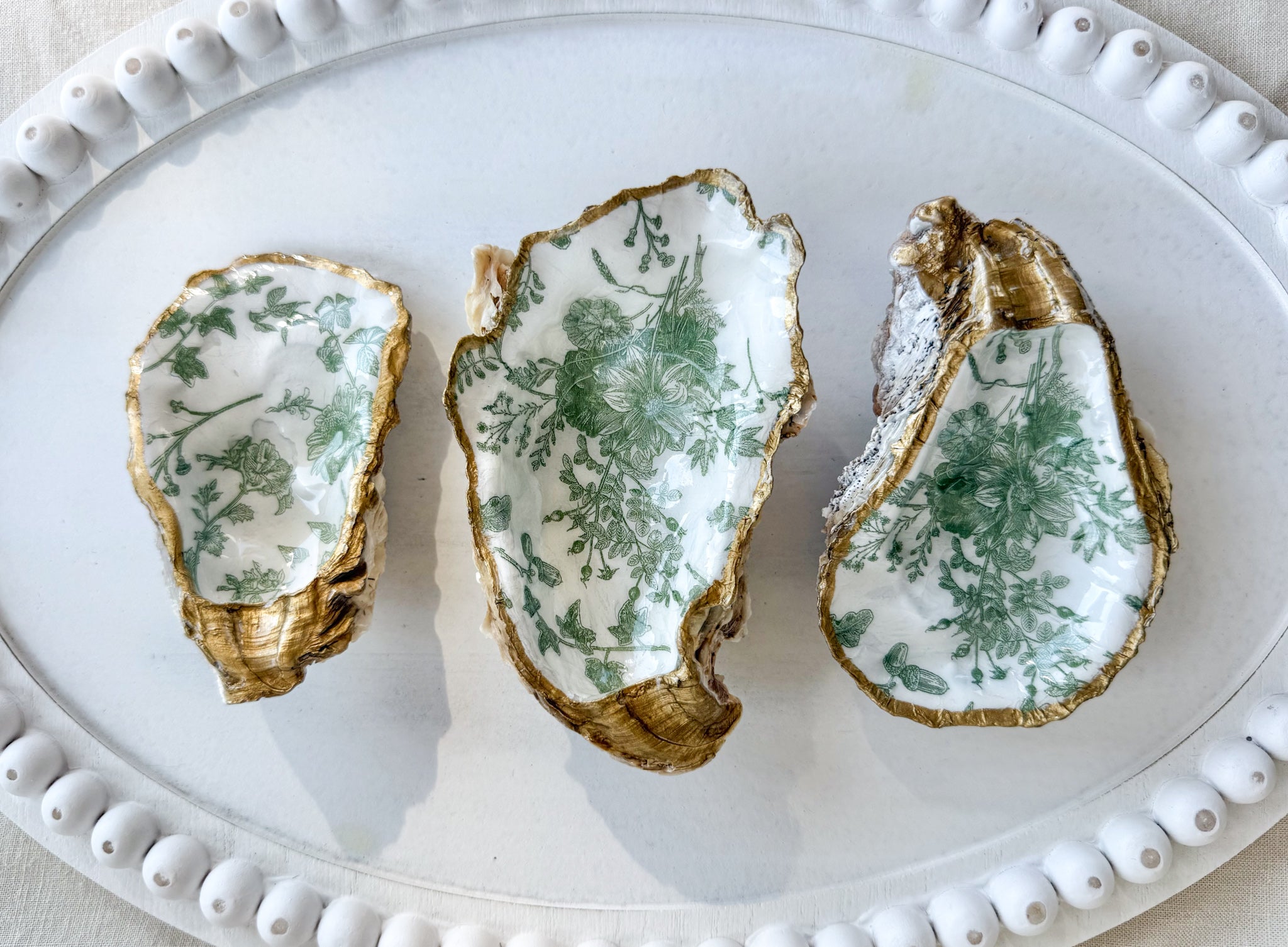 Sage oyster shell trays