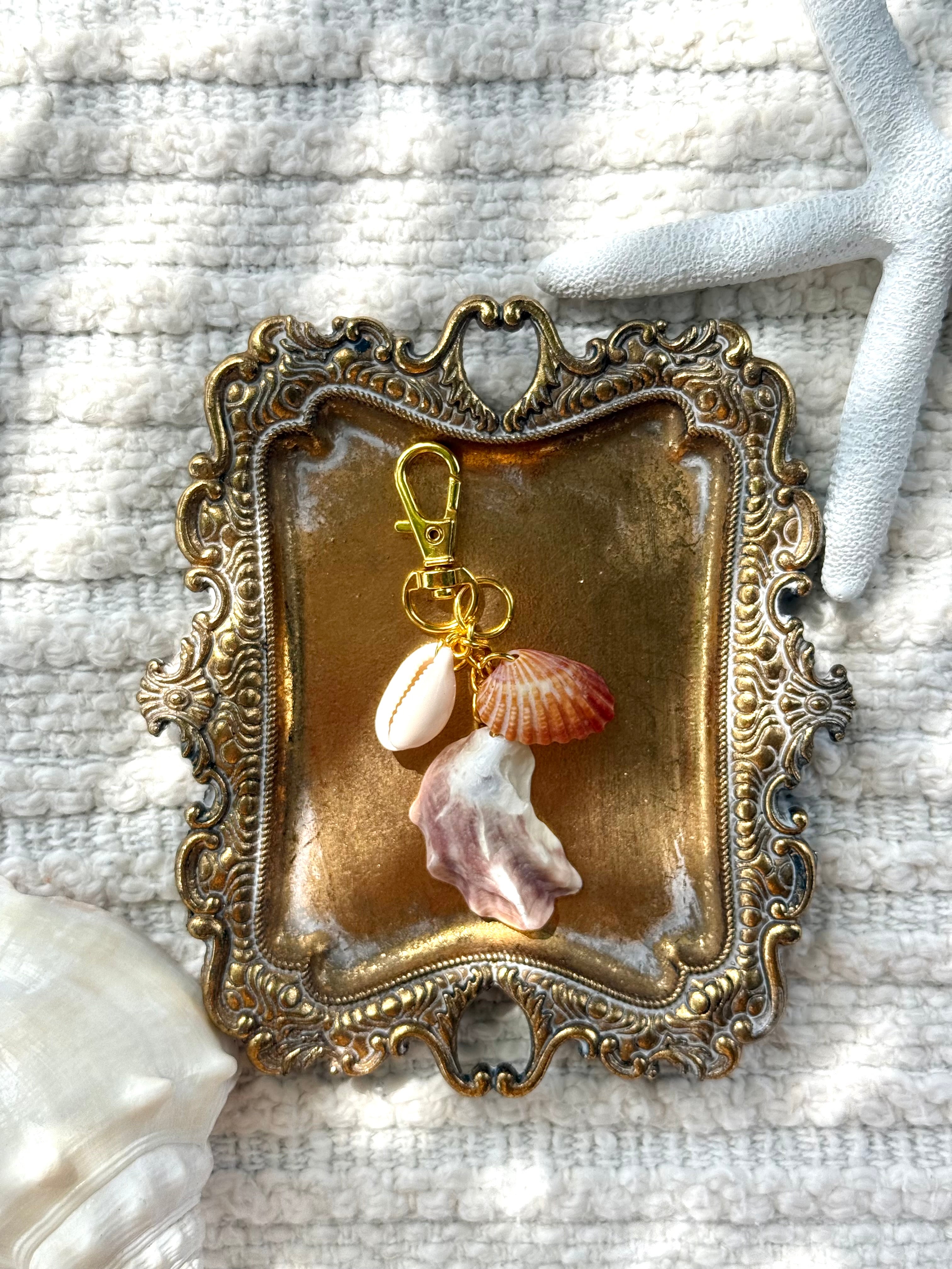 Seashell keychain