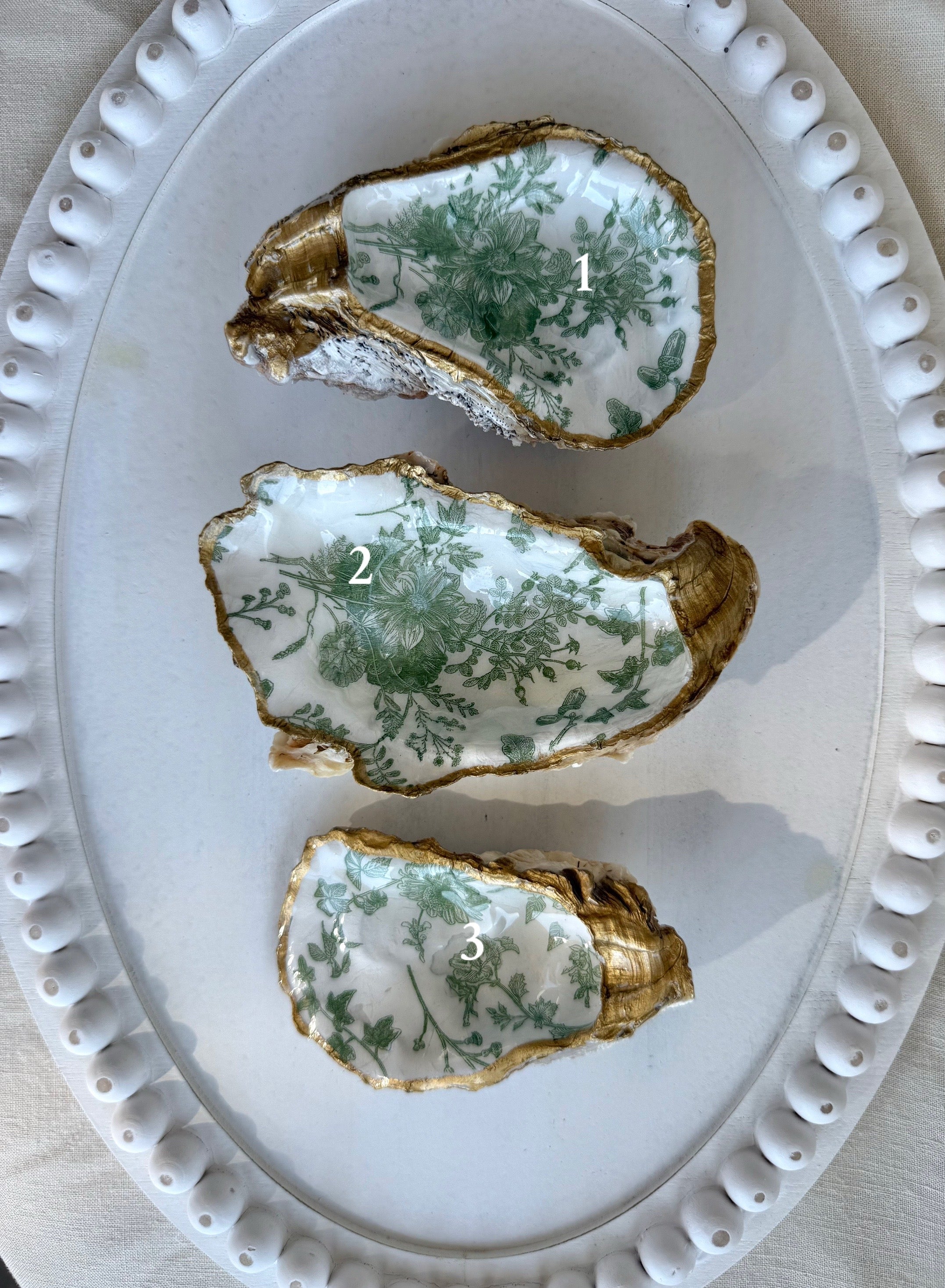 Sage oyster shell trays