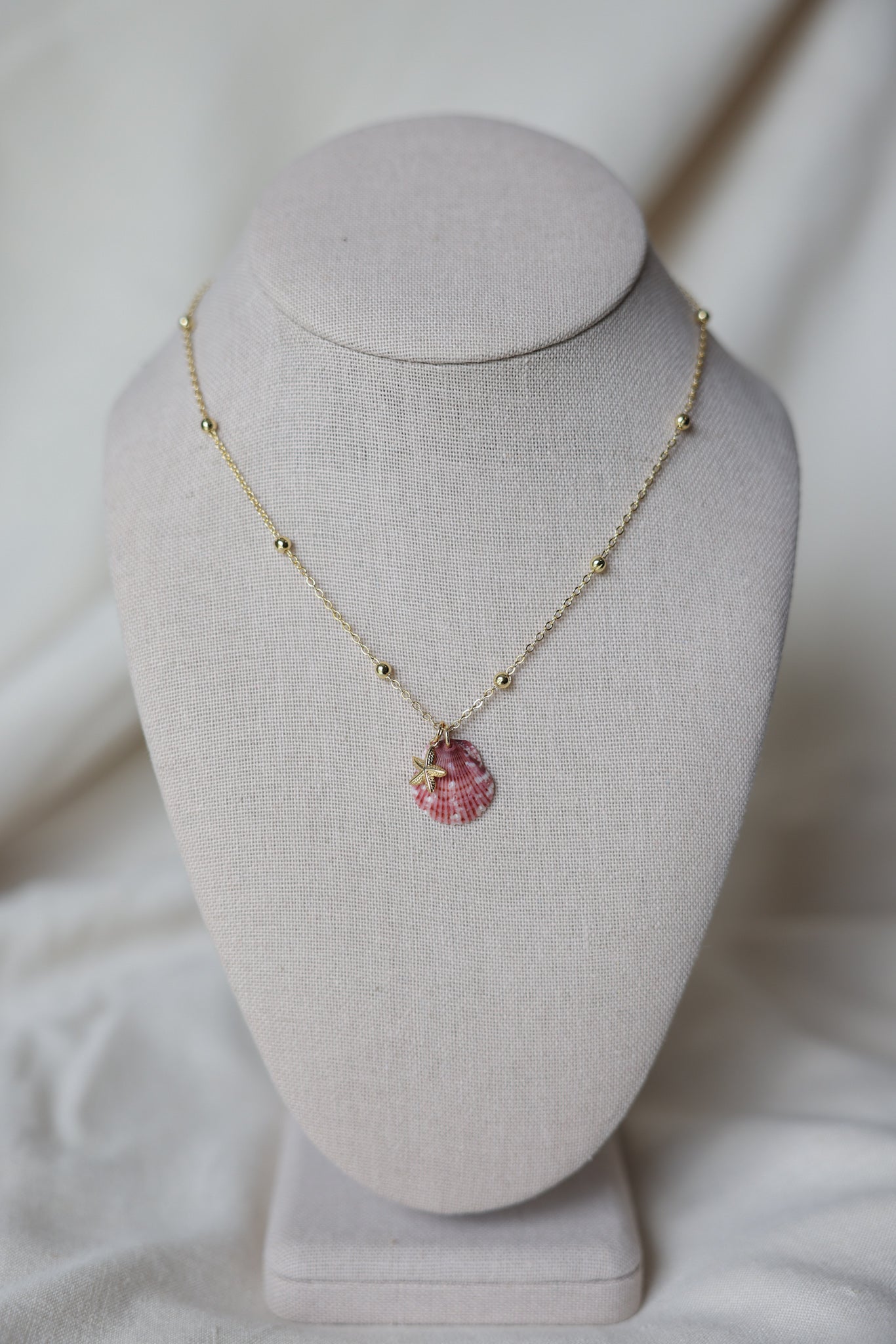 Seashell starfish necklace