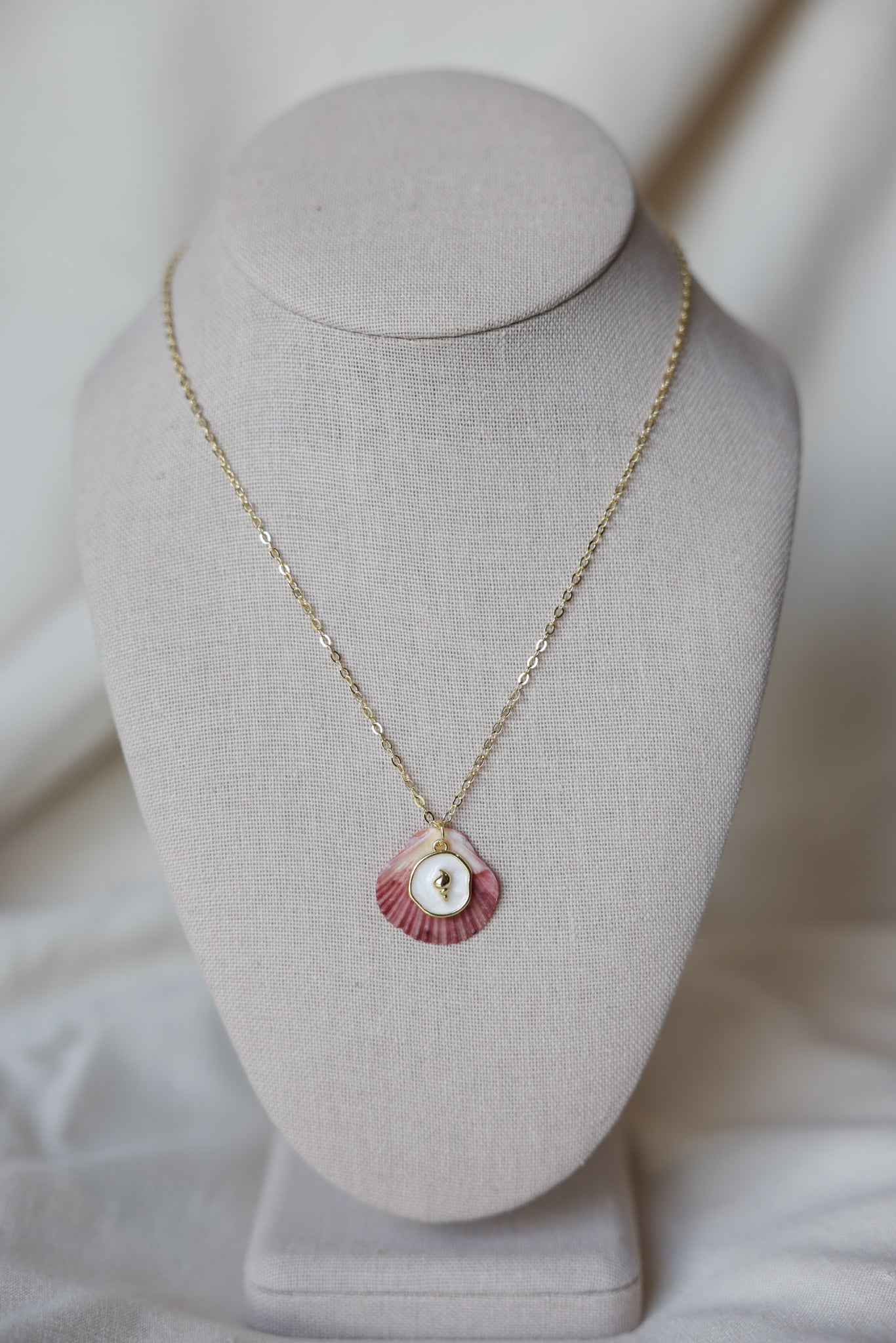 Flat seashell charm necklace