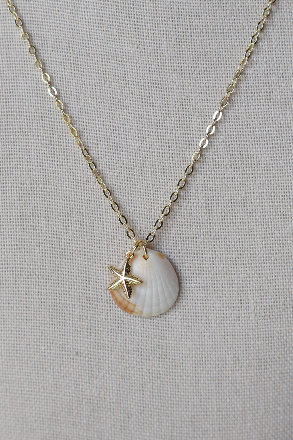 Seashell starfish necklace